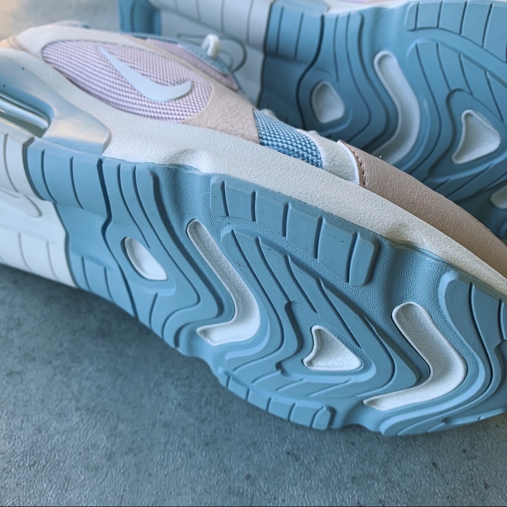 Nike Air Max 200 Barely Rose - Picture 9 of 9